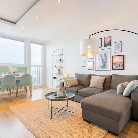 Апартаменты St.maur - And Functional Ap.